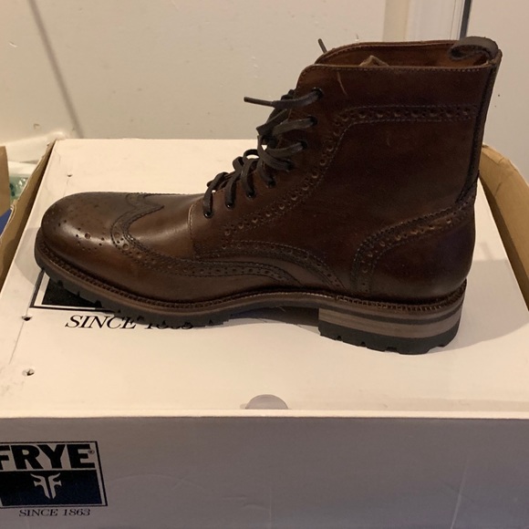 frye george lug brogue chelsea boot